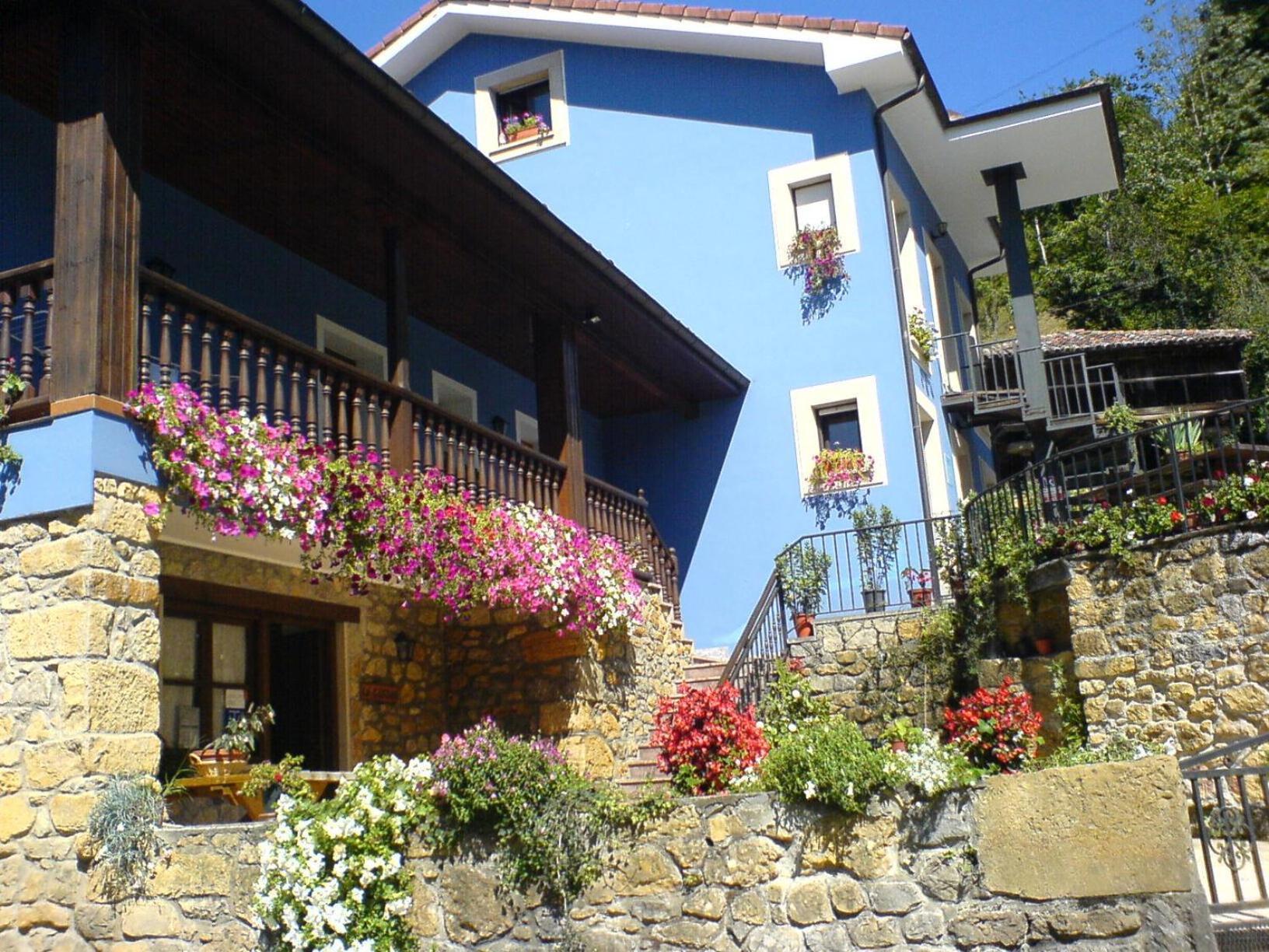 La Casona De Cardes Hotel Cangas de Onís Exterior photo